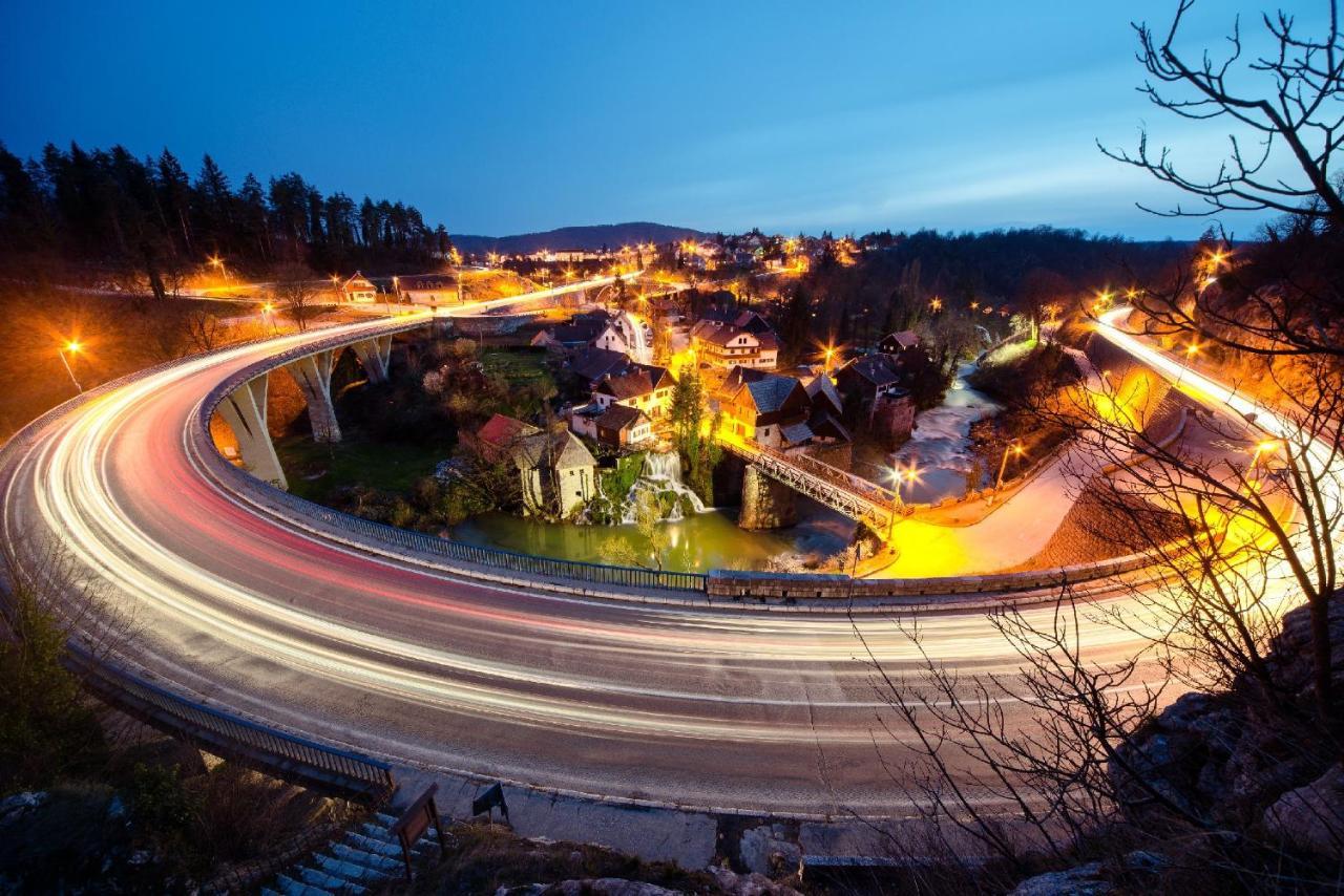 Appartamento Pego Slunj Esterno foto